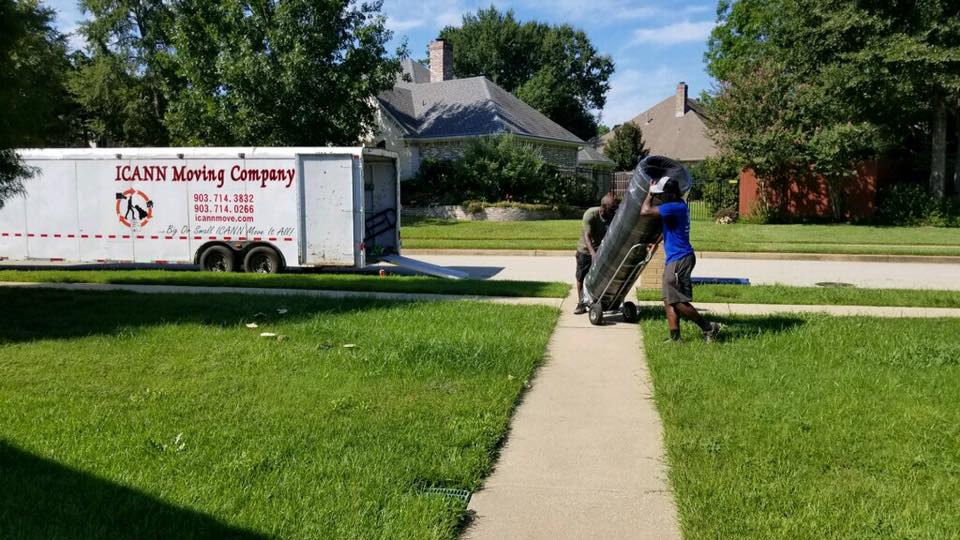 Convenient couch moving in Batson, TX